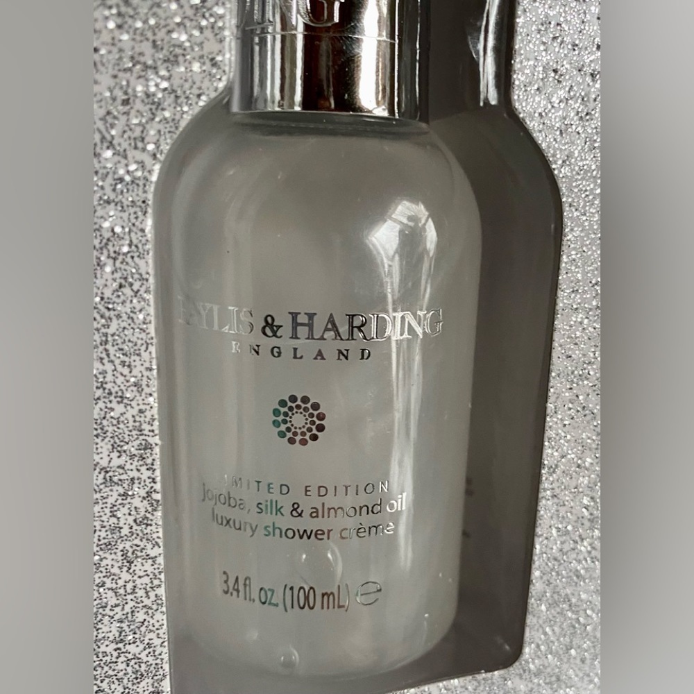 🫧Baylis & Harding Gift Set🫧 NIB - Picture 2 of 3
